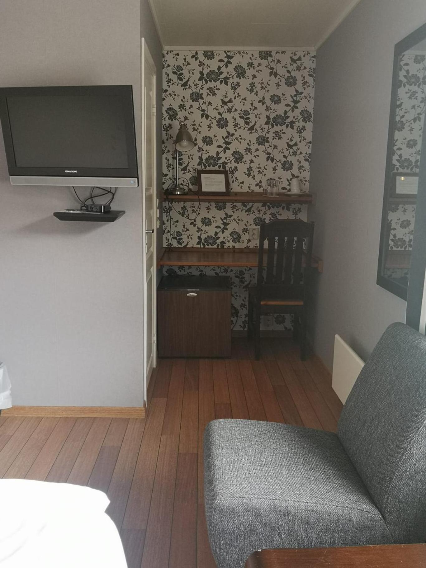 Ulvsvag Gjestgiveri Og Fjordcamping As Εξωτερικό φωτογραφία